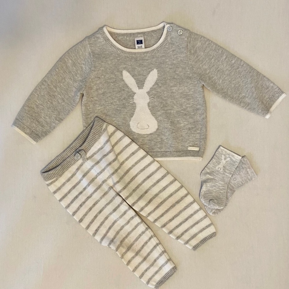 Janie and Jack Knit Bunny Outfit 6-12 mo.
